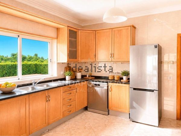 4-bedroom freehold villa in Olhão — photo 5 of 5