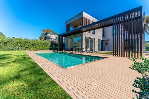 4-bedroom freehold villa in Cascais/Estoril — photo 2 of 5