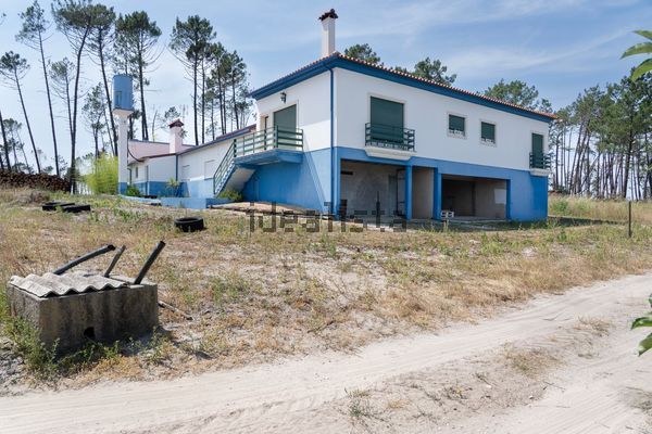 4-bedroom freehold villa in Alcobaça/São Martinho do Porto — photo 2 of 5