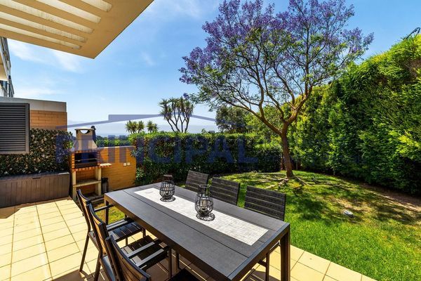3-bedroom freehold villa in Albufeira — photo 2 of 5