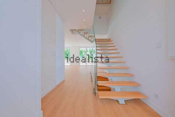 3-bedroom freehold villa in Cascais/Estoril — photo 3 of 5