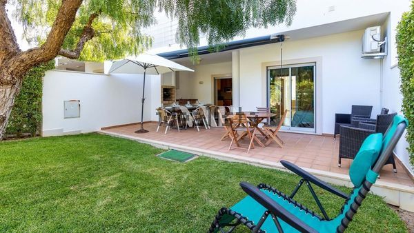 6-bedroom freehold villa in Loulé/Vilamoura — photo 3 of 5