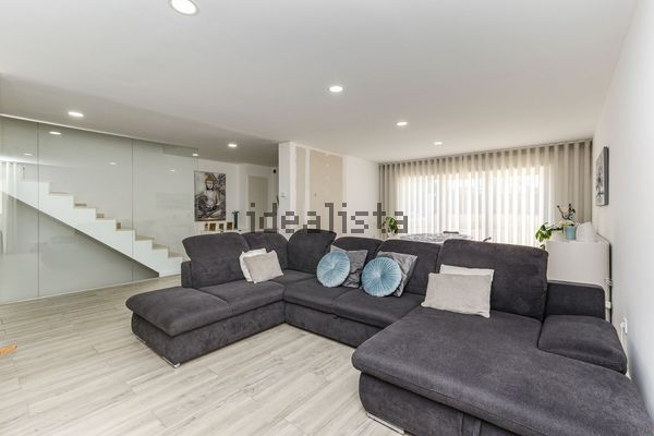 4-bedroom freehold villa in Sintra/Colares — photo 3 of 5