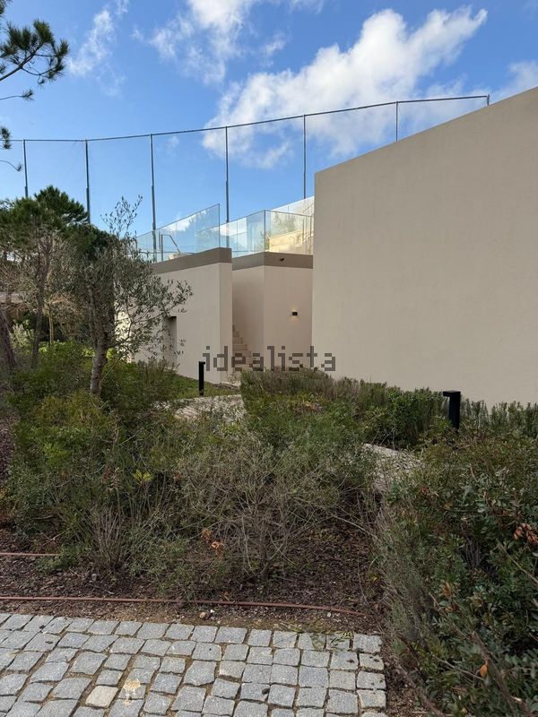 3-bedroom freehold villa in Cascais/Estoril — photo 3 of 5