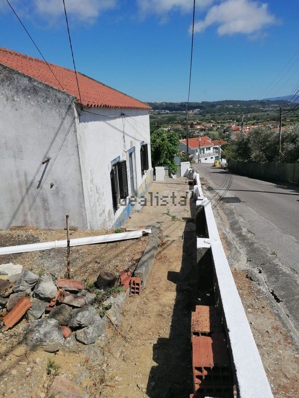 3-bedroom freehold villa in Óbidos — photo 2 of 5