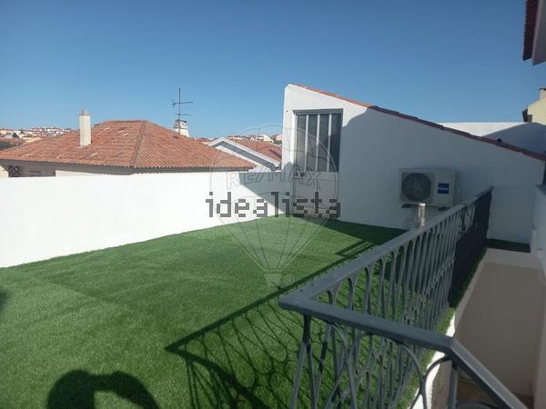 4-bedroom freehold villa in Cascais/Estoril — photo 2 of 5