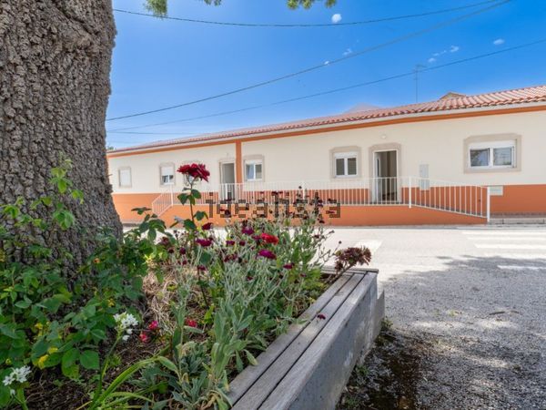 Semi-detached house in Benedita — image 4