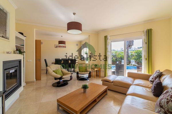 House in Rua da Bolívia, Hilton - Rua do Brasil, Quarteira — image 4