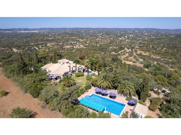 7-bedroom freehold villa in Faro — photo 5 of 5