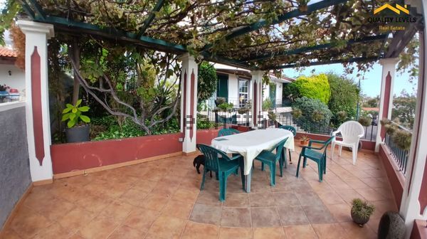 4-bedroom freehold villa in Funchal — photo 4 of 5
