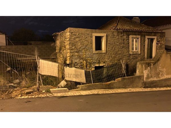 Detached house in Largo Vasco D'Orey, Sassoeiros - Silveiras, Carcavelos e Parede — image 4