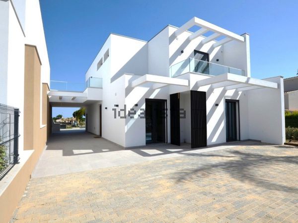 3-bedroom freehold villa in Loulé/Vilamoura — photo 2 of 5