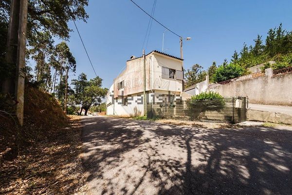 4-bedroom freehold villa in Alcobaça/São Martinho do Porto — photo 2 of 5