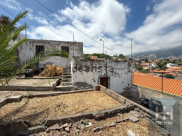 2-bedroom freehold villa in Funchal — photo 3 of 5