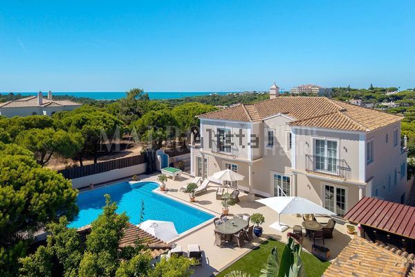 7-bedroom freehold villa in Loulé/Vilamoura — photo 1 of 5