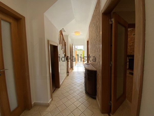 4-bedroom freehold villa in Cascais/Estoril — photo 3 of 5