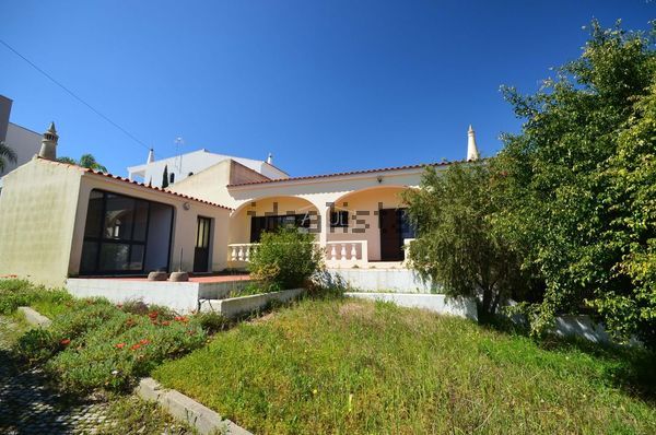 5-bedroom freehold villa in Loulé/Vilamoura — photo 3 of 5