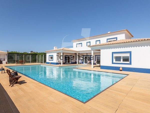 4-bedroom freehold villa in Mafra/Ericeira — photo 3 of 5