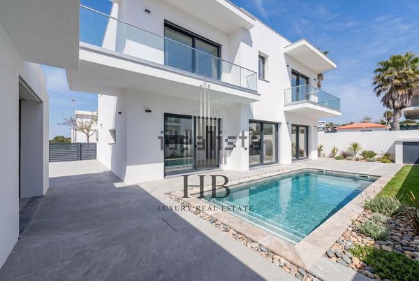 4-bedroom freehold villa in Mafra/Ericeira — photo 3 of 5