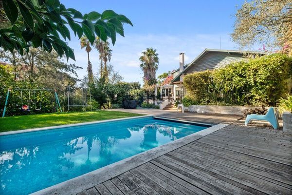 Detached house in Rua Jasmim, Sassoeiros - Silveiras, Carcavelos e Parede