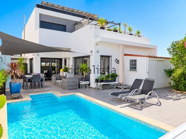 Detached house in Pechão