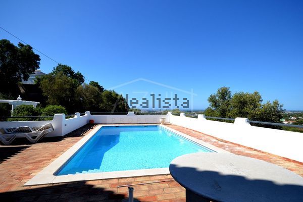 5-bedroom freehold villa in Faro — photo 4 of 5