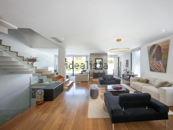 4-bedroom freehold villa in Cascais/Estoril — photo 5 of 5
