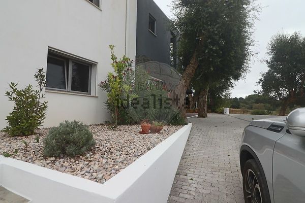 4-bedroom freehold villa in Óbidos — photo 5 of 5