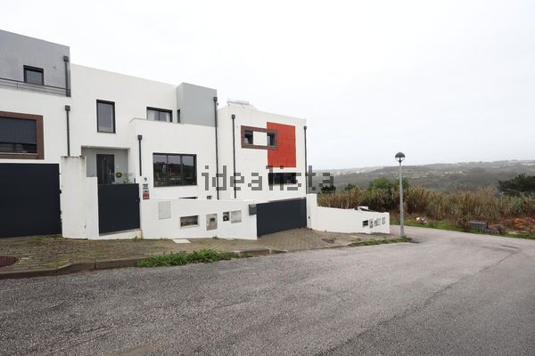 4-bedroom freehold villa in Mafra/Ericeira — photo 2 of 5