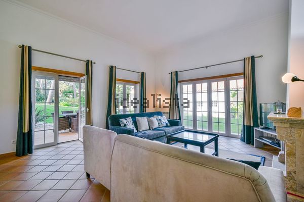 3-bedroom freehold villa in Óbidos — photo 5 of 5