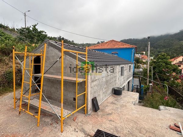 2-bedroom freehold villa in Ponta do Sol — photo 2 of 5