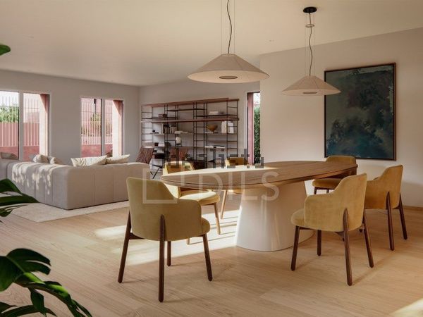 4-bedroom freehold villa in Cascais/Estoril — photo 4 of 5