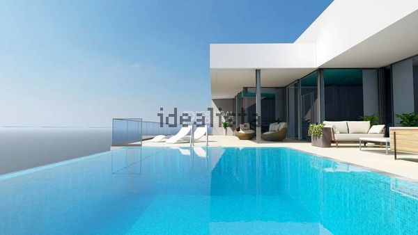 4-bedroom freehold villa in Calheta — photo 3 of 5