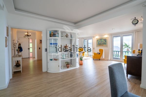 4-bedroom freehold villa in Funchal — photo 4 of 5