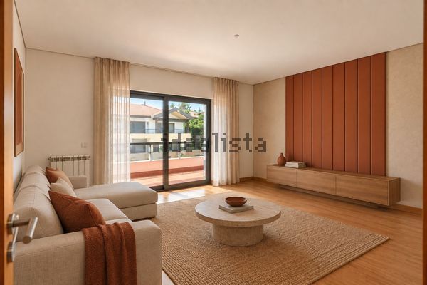 4-bedroom freehold villa in Cascais/Estoril — photo 1 of 5