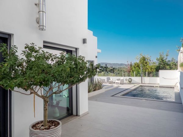 4-bedroom freehold villa in Olhão — photo 2 of 5