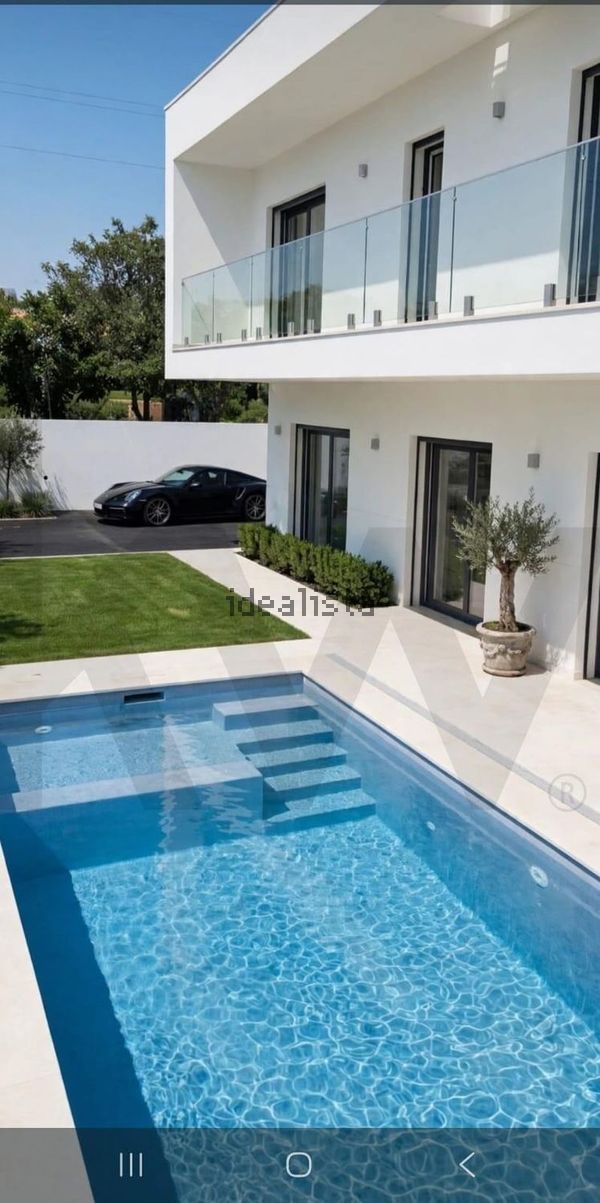 4-bedroom freehold villa in Cascais/Estoril — photo 3 of 5