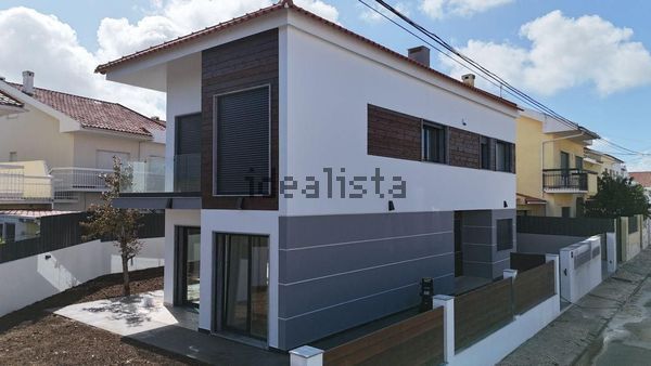 3-bedroom freehold villa in Sintra/Colares — photo 1 of 5