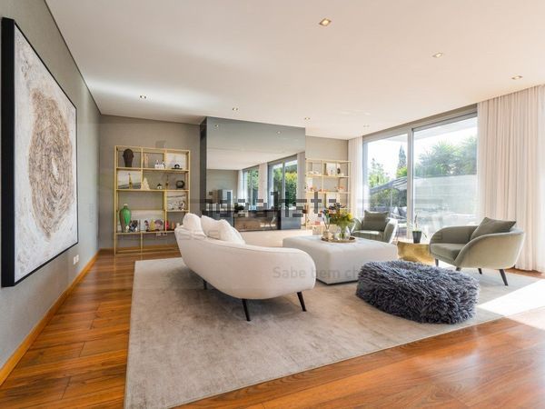 Detached house in Alameda do Aqueduto, 23, Belas Clube Campo, Belas — image 4