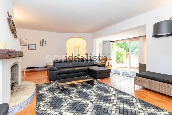 3-bedroom freehold villa in Loulé/Vilamoura — photo 2 of 5