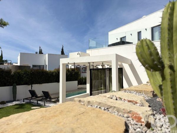 3-bedroom freehold villa in Loulé/Vilamoura — photo 3 of 5