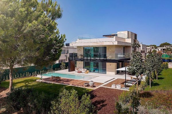 4-bedroom freehold villa in Loulé/Vilamoura — photo 3 of 5