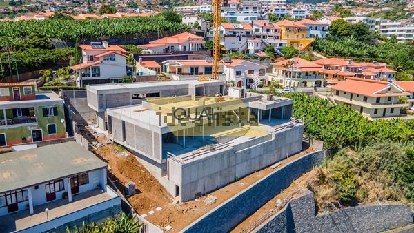 Detached house in Impasse Vale de Amores, Calheta — image 3