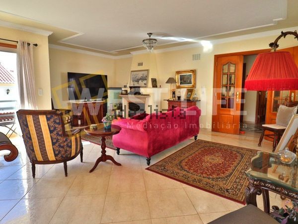 Detached house in Centro da Vila, Ericeira — image 5