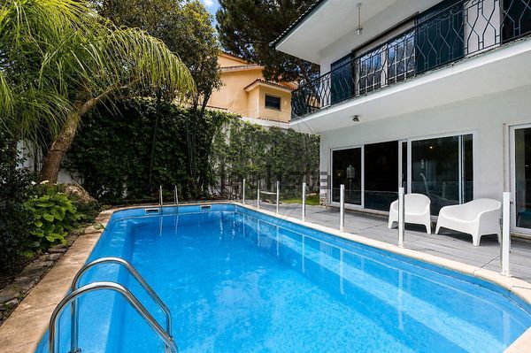 Detached house in Junqueiro, Carcavelos e Parede — image 3