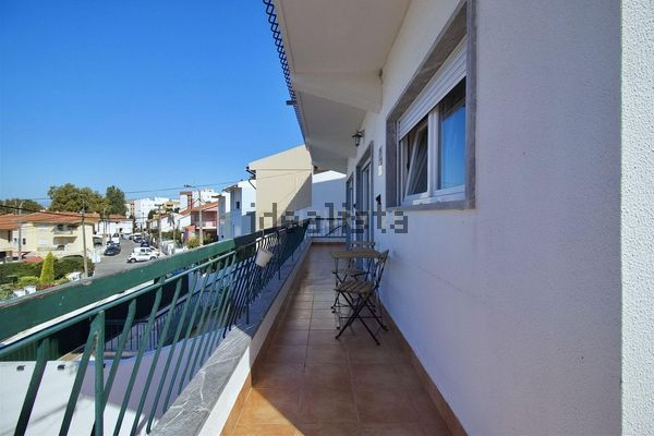 4-bedroom freehold villa in Cascais/Estoril — photo 2 of 5