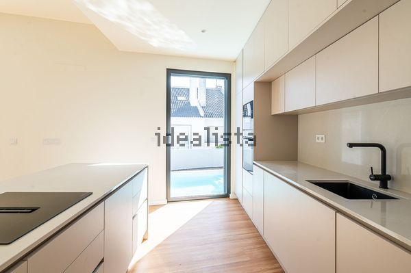 5-bedroom freehold villa in Cascais/Estoril — photo 4 of 5