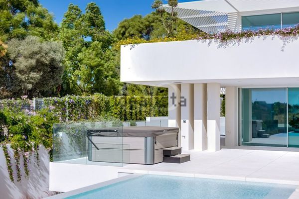 8-bedroom freehold villa in Loulé/Vilamoura — photo 5 of 5
