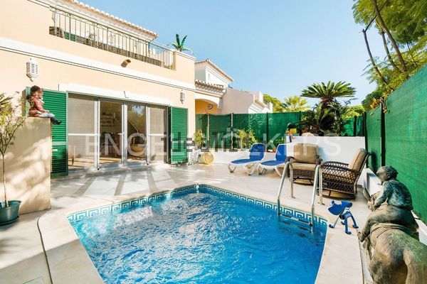 3-bedroom freehold villa in Loulé/Vilamoura — photo 1 of 5