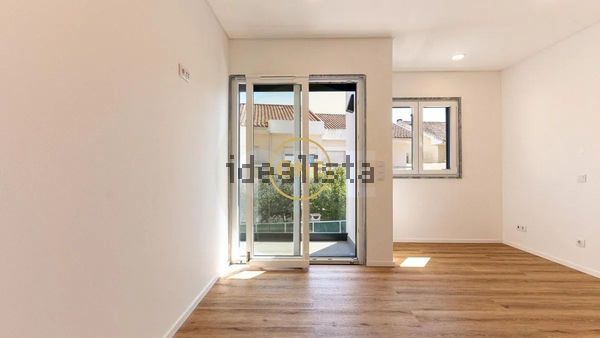 3-bedroom freehold villa in Sintra/Colares — photo 2 of 5